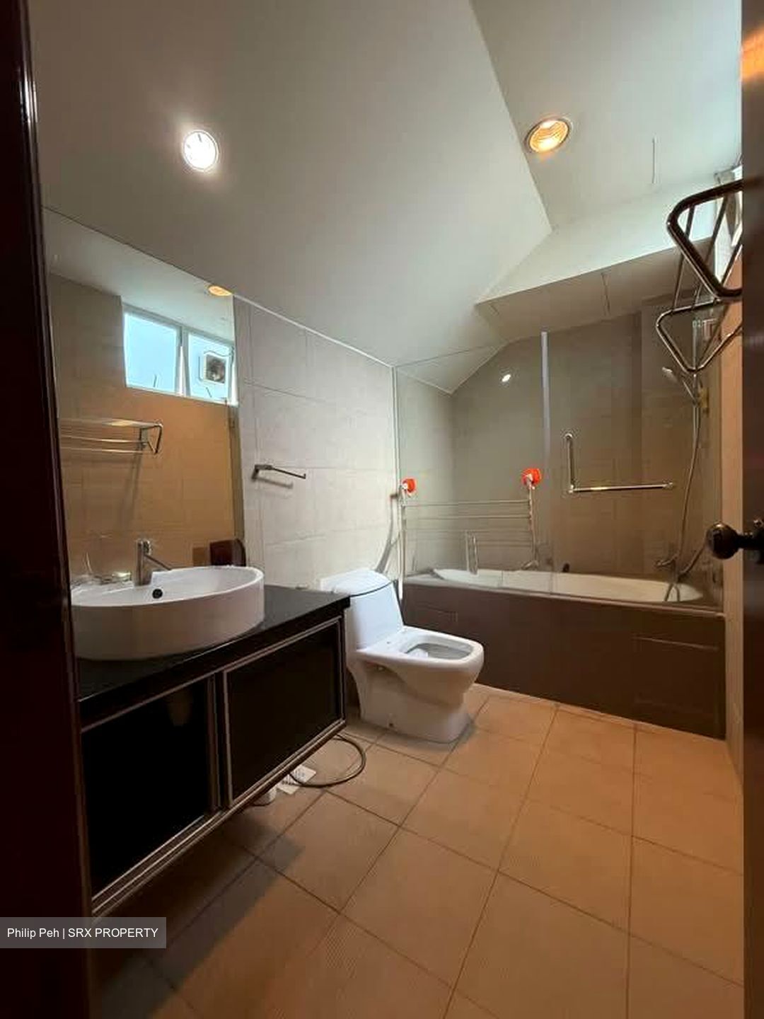 D-Mansions (D15), Apartment #542216321